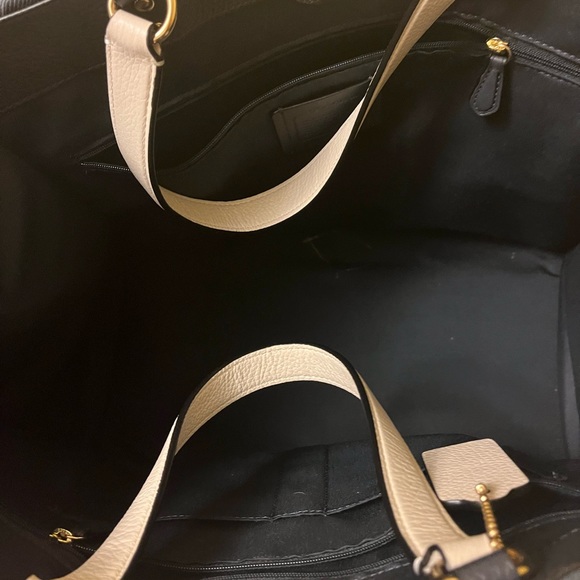Coach tote and wallet new never used. - Picture 11 of 16